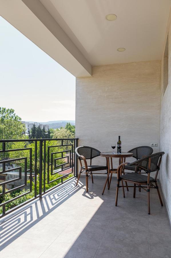Vinum Hotel Tbilisi Exterior foto